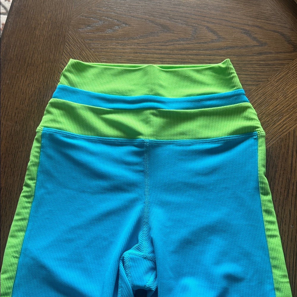 BEACH RIOT-SAMANTHA SHORT-PALM GREEN COLOUR-BLOCK, Small, $98 - Picture 7 of 9